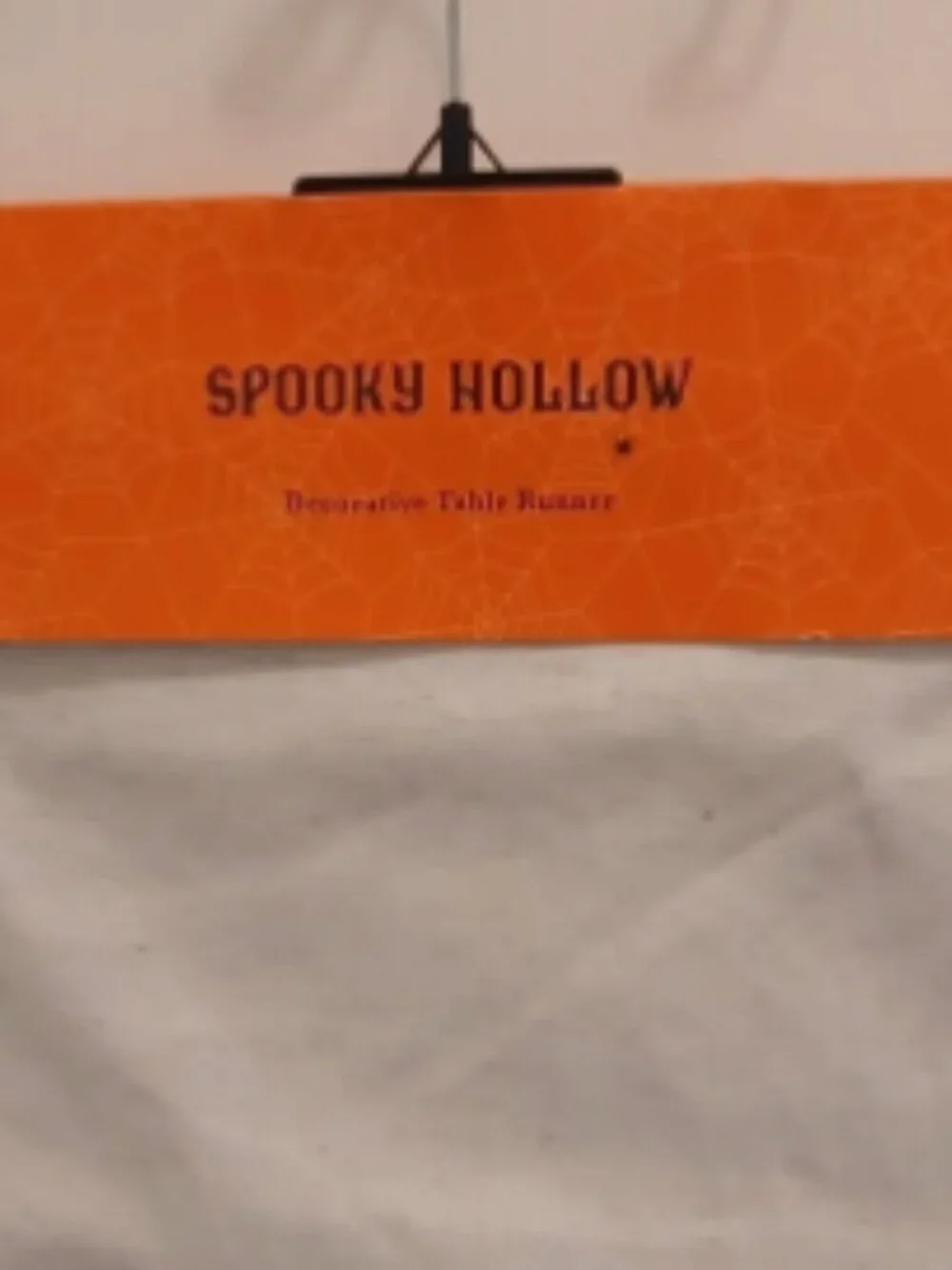 N/A halloween table